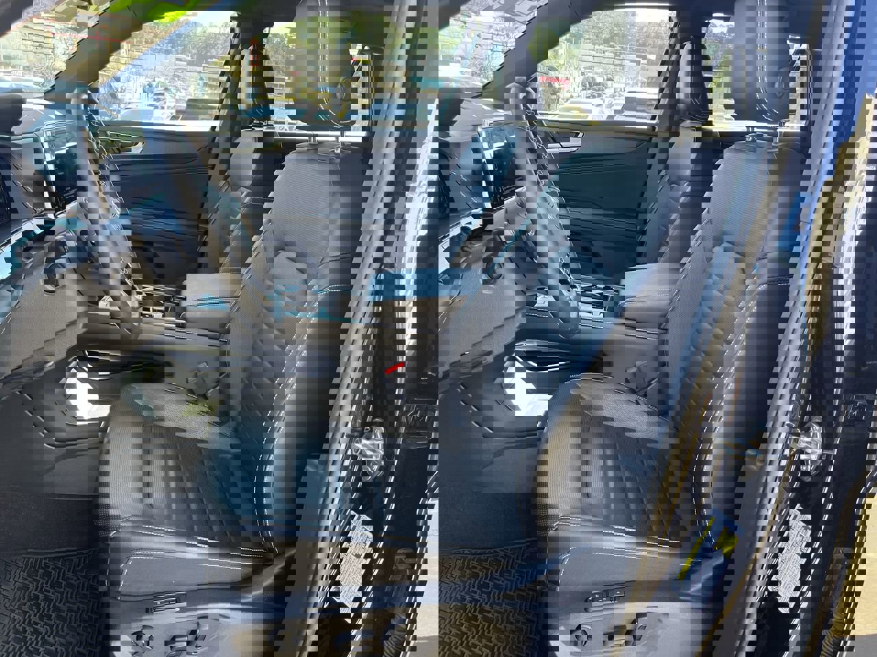 Used 2024 Volkswagen Atlas Cross Sport SEL image 14