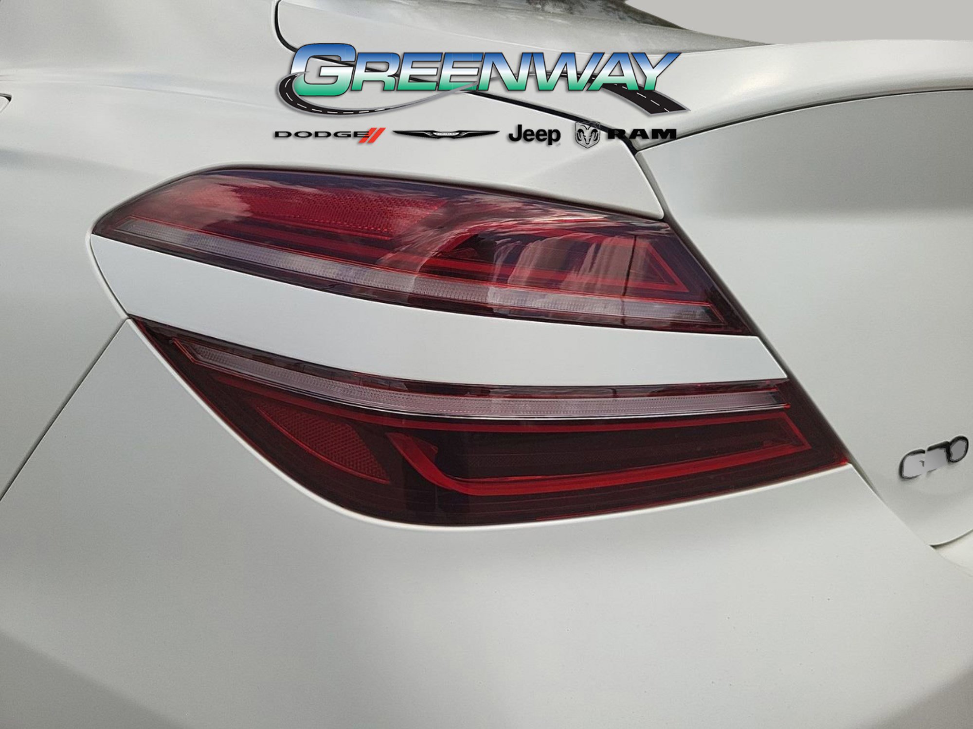 Used 2022 Genesis G70 3.3T Launch Edition image 8