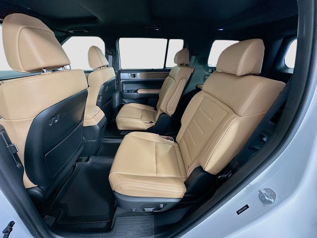 New 2026 Hyundai Santa Fe Calligraphy AWD/4WD image 16