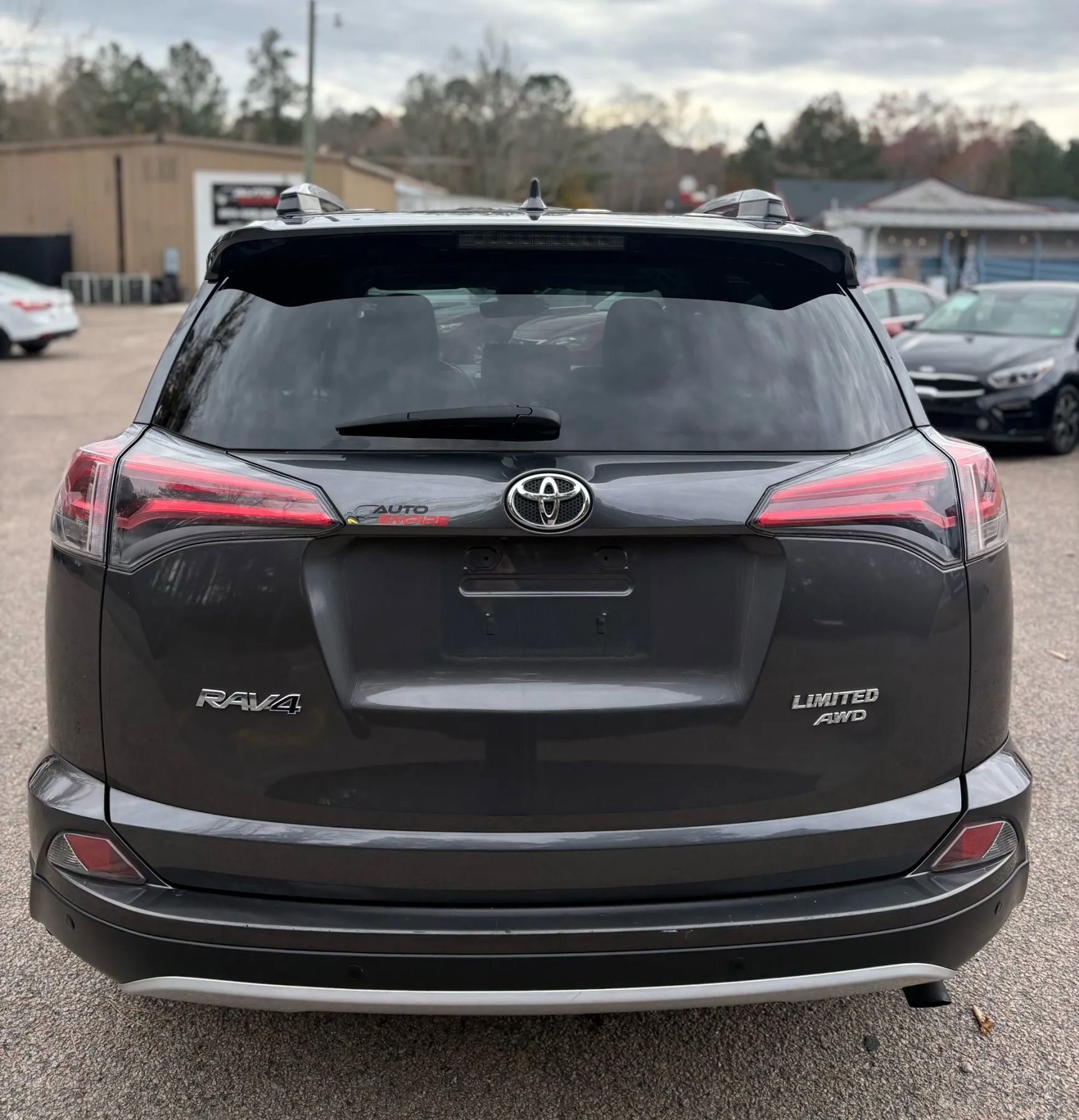 Used 2016 Toyota RAV4 Limited image 48