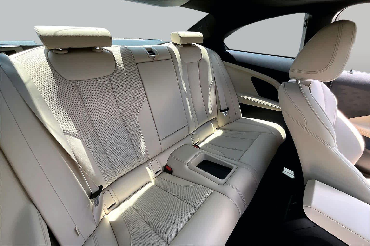 Used 2026 BMW 230i Coupe w/ Premium Package RWD image 19