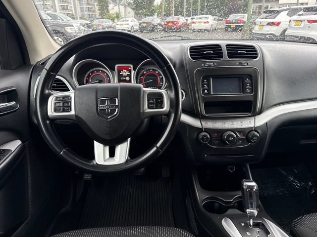 Used 2020 Dodge Journey SE w/ SE Popular Equipment Group FWD image 21