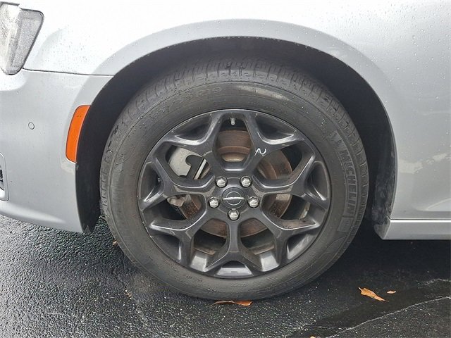 Used 2023 Chrysler 300 Touring L w/ Popular Equipment Group image 6