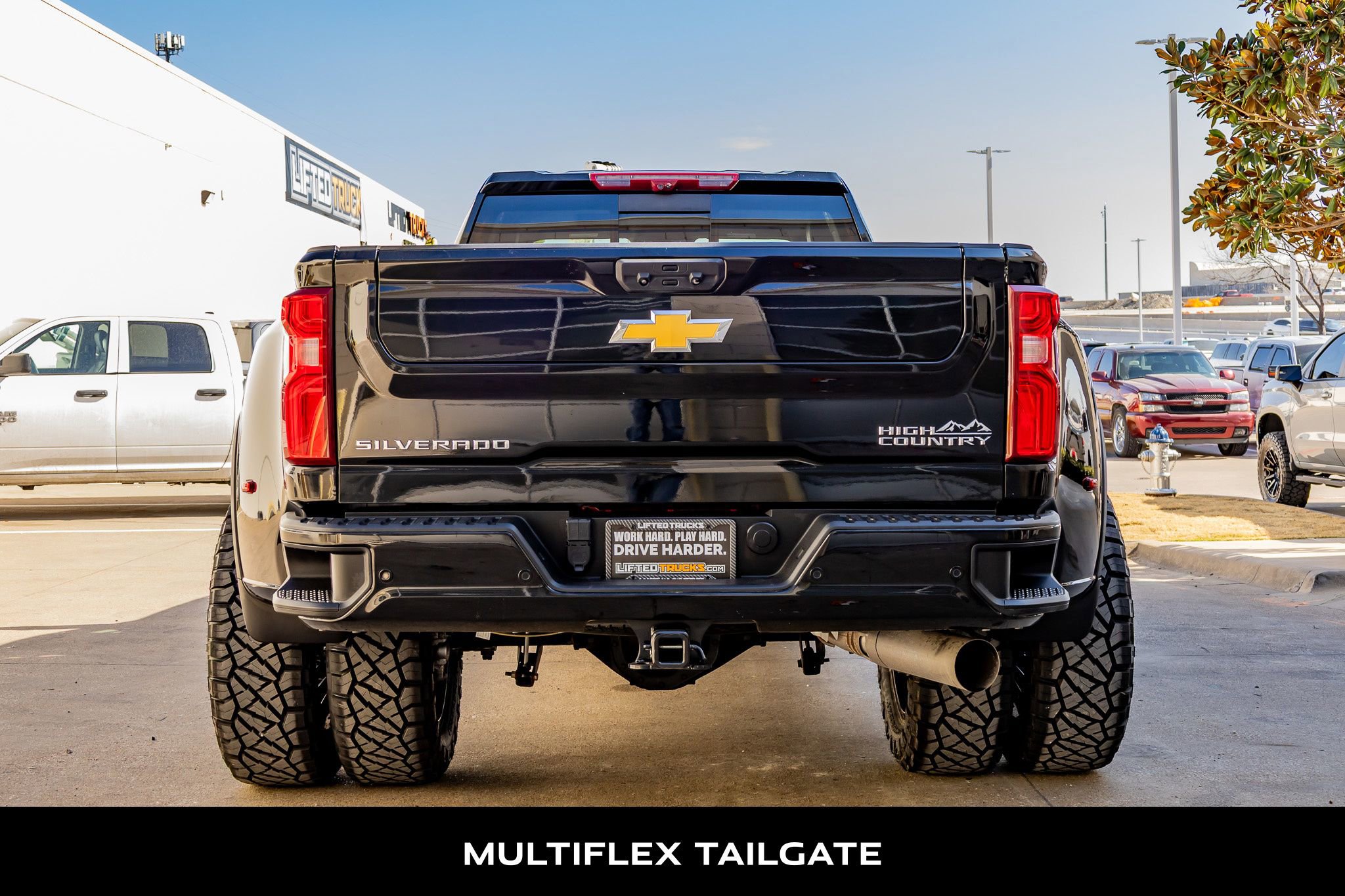 Used 2024 Chevrolet Silverado 3500 High Country w/ Technology Package image 8