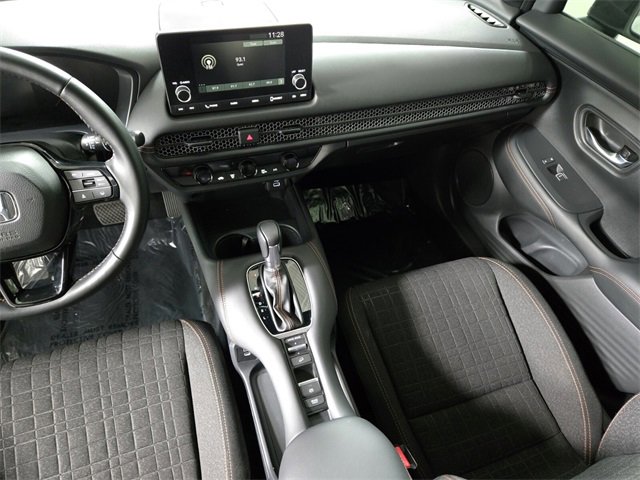 Used 2025 Honda HR-V Sport image 17