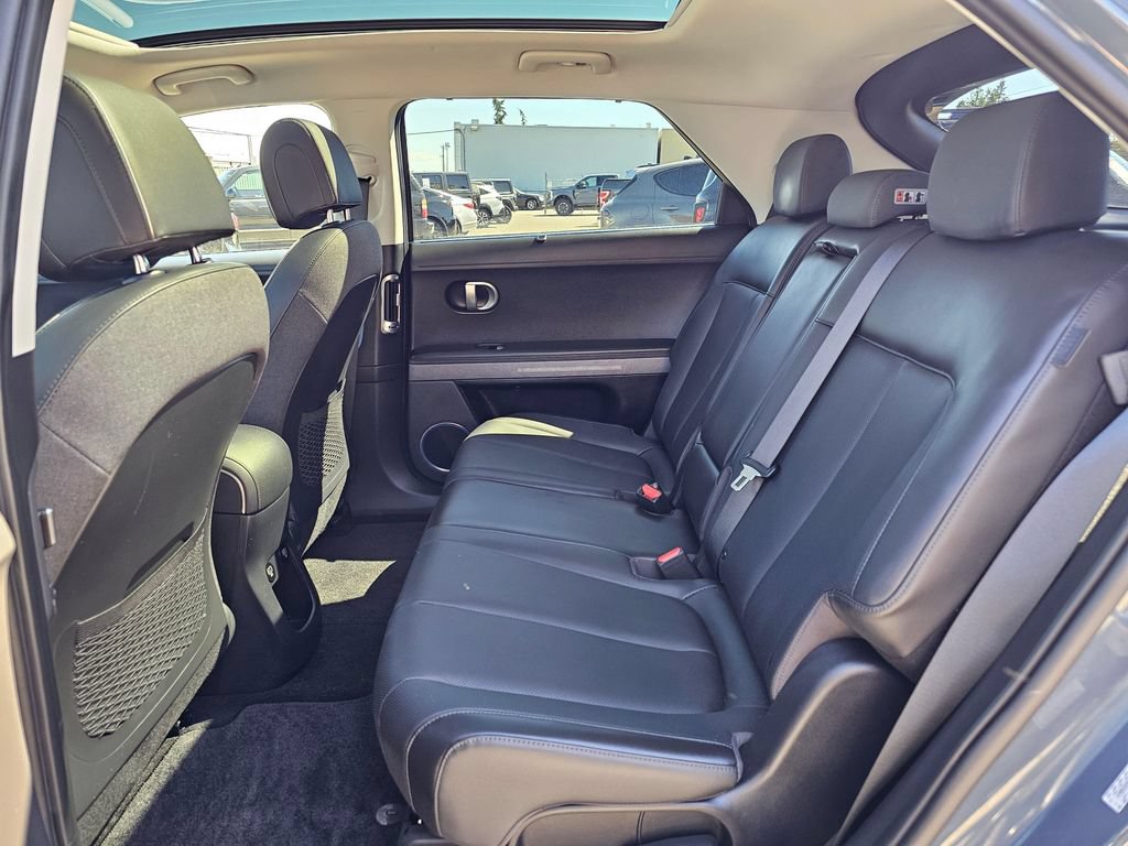 Used 2024 Hyundai Ioniq 5 Limited AWD/4WD image 16