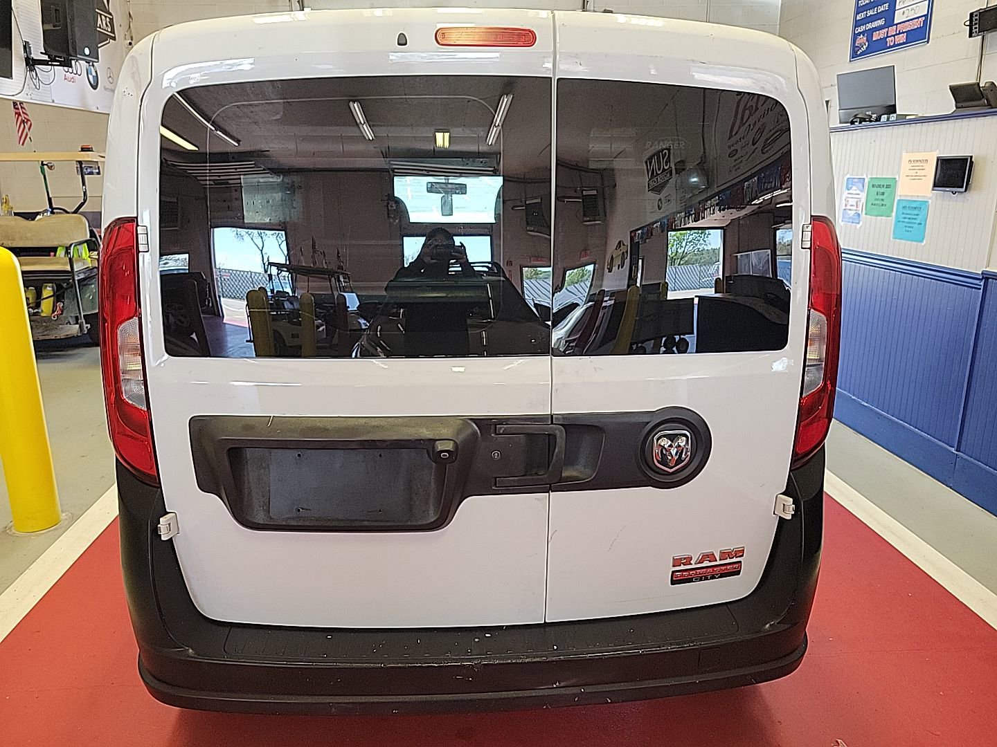 Used 2018 RAM ProMaster City Tradesman FWD image 6