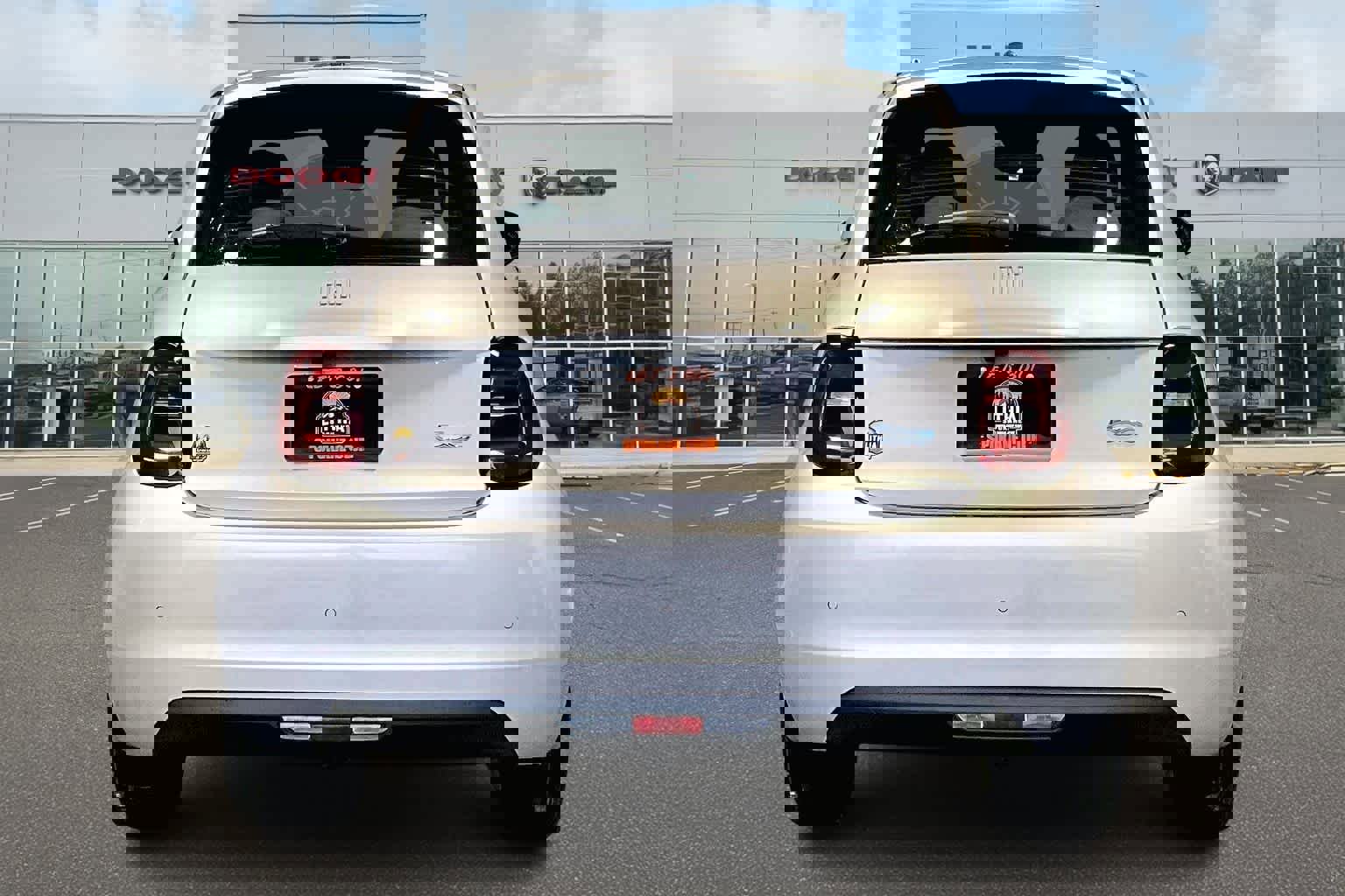 New 2025 FIAT 500 e image 5