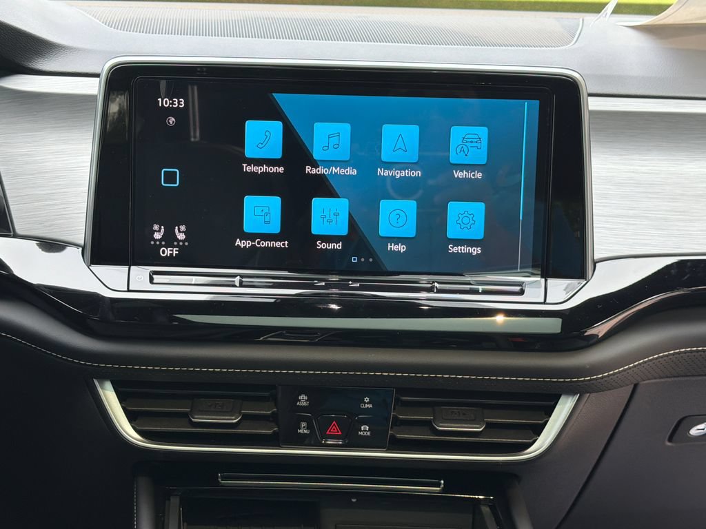 New 2026 Volkswagen Atlas Cross Sport SE AWD/4WD image 8