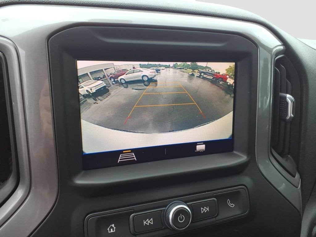 Used 2021 Chevrolet Silverado 1500 Custom AWD/4WD image 19