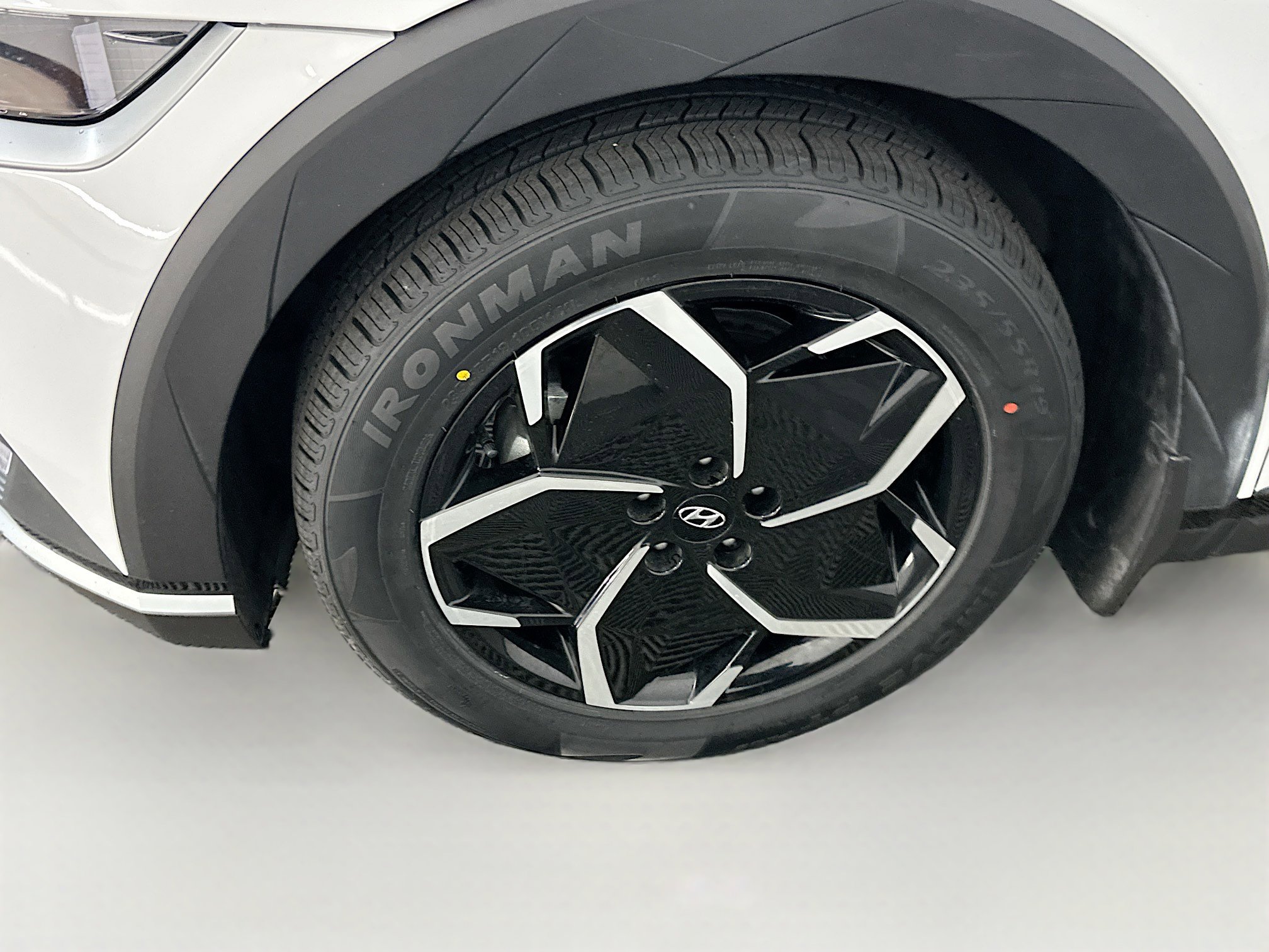 Used 2024 Hyundai Ioniq 5 SEL image 11