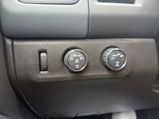 Used 2022 Chevrolet Colorado Z71 image 37