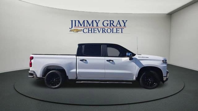 Used 2020 Chevrolet Silverado 1500 LT w/ All-Star Edition image 2