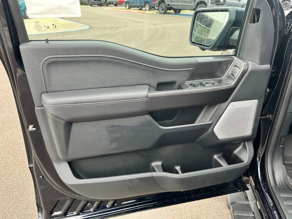 New 2026 Ford F150 Lariat w/ Equipment Group 502A High image 14