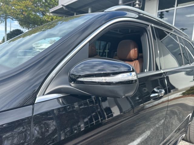 Used 2025 Mercedes-Benz GLS 450 4MATIC image 11