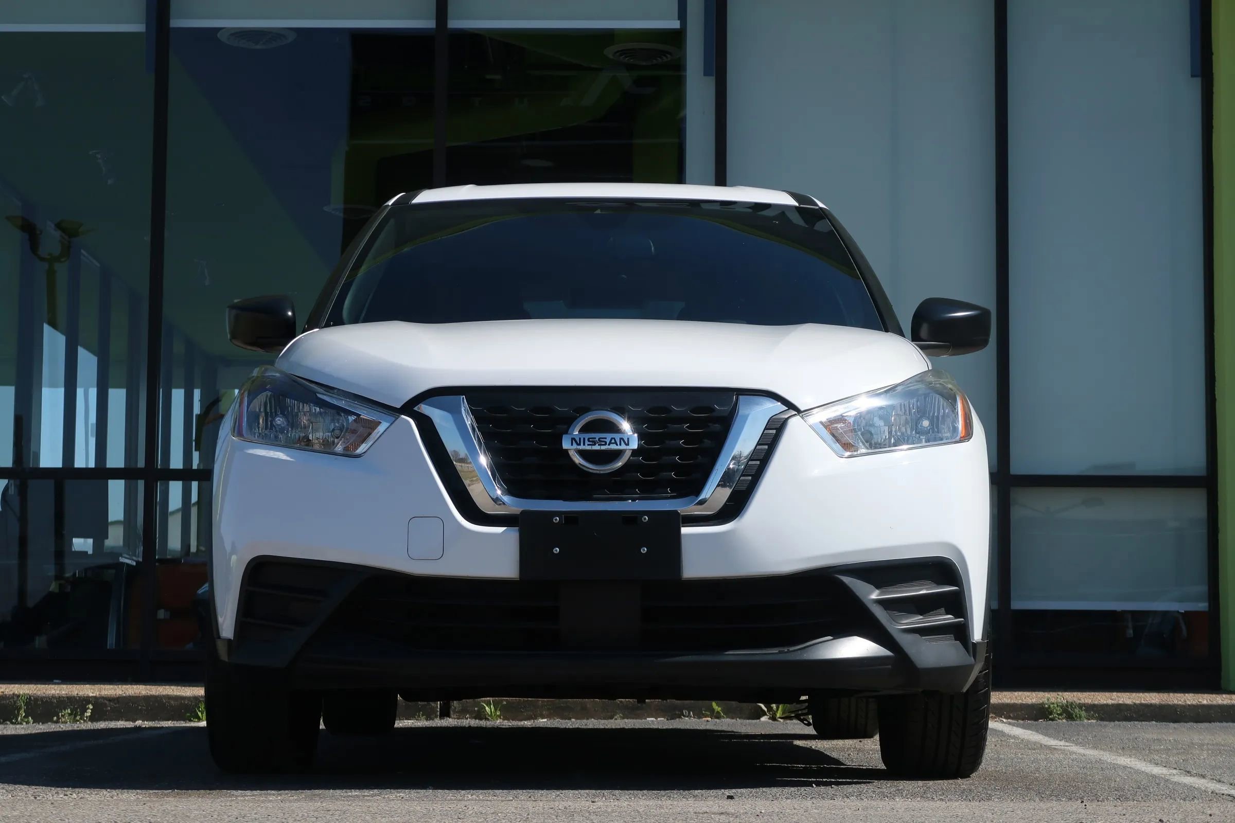 Used 2020 Nissan Kicks S FWD image 3