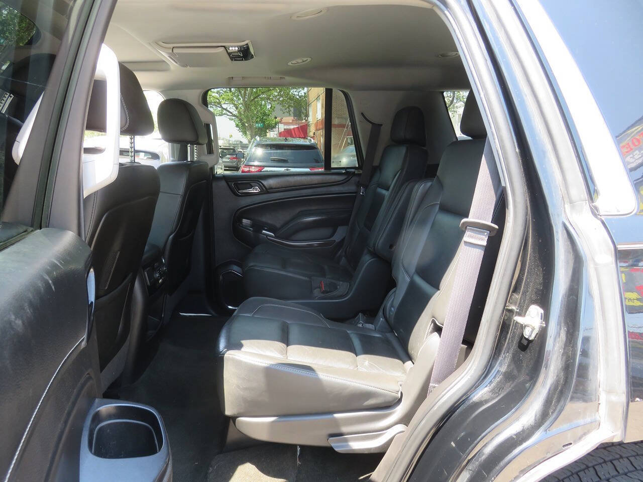 Used 2016 GMC Yukon SLT w/ Open Road Package AWD/4WD image 24