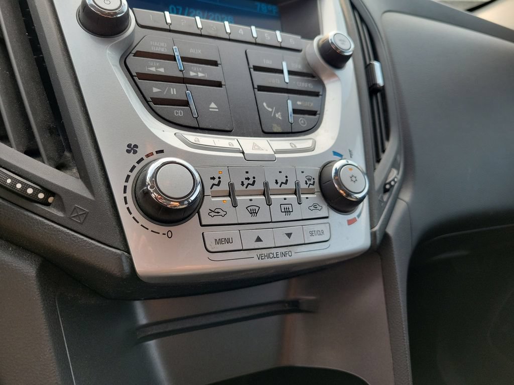 Used 2010 Chevrolet Equinox LT FWD image 31