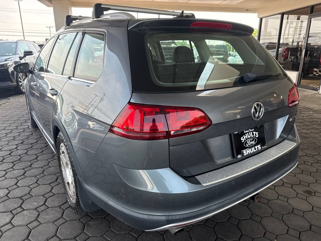 Used 2017 Volkswagen Golf Alltrack SE AWD/4WD image 8