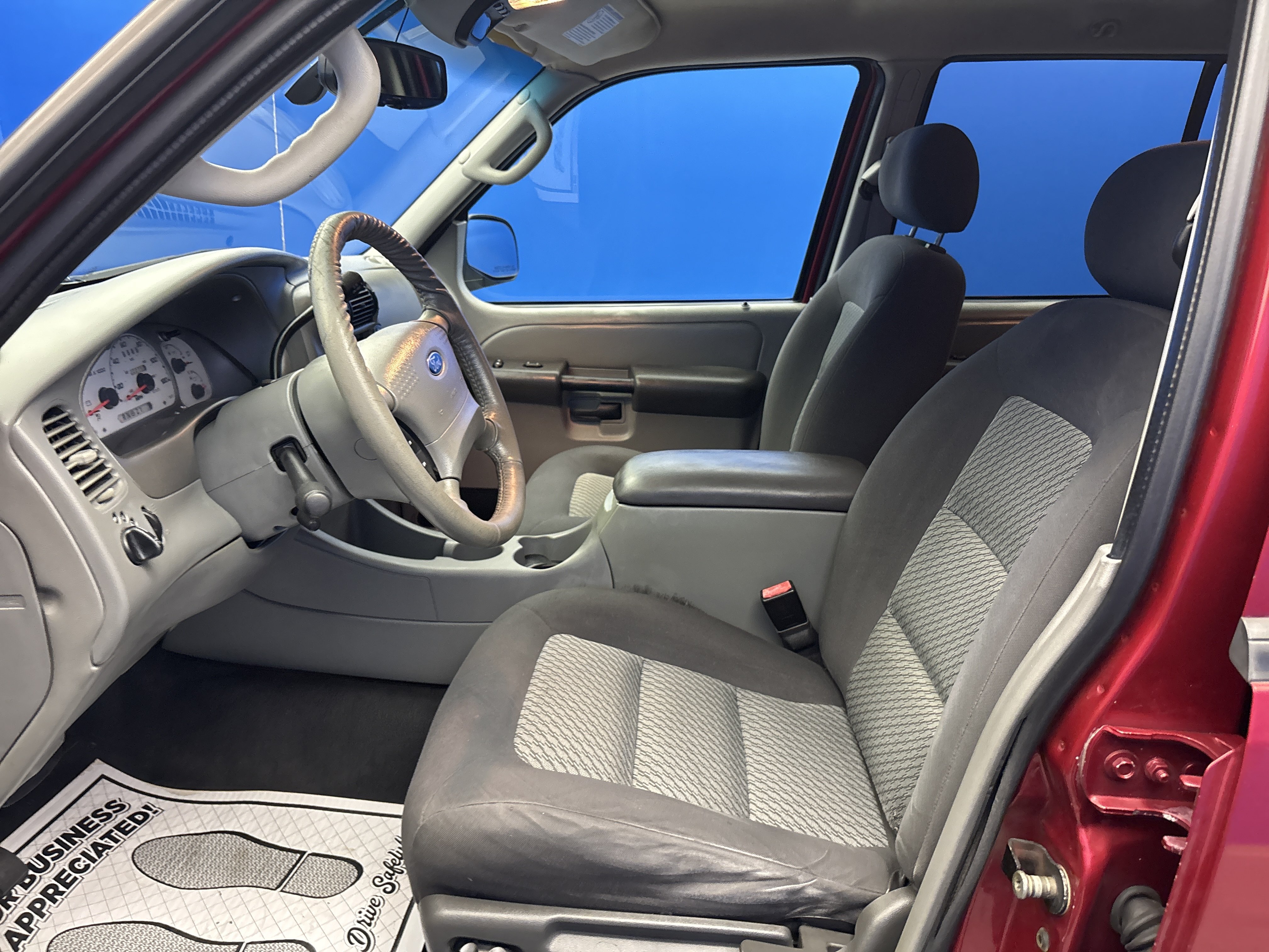 Used 2003 Ford Explorer Sport Trac XLS RWD image 12