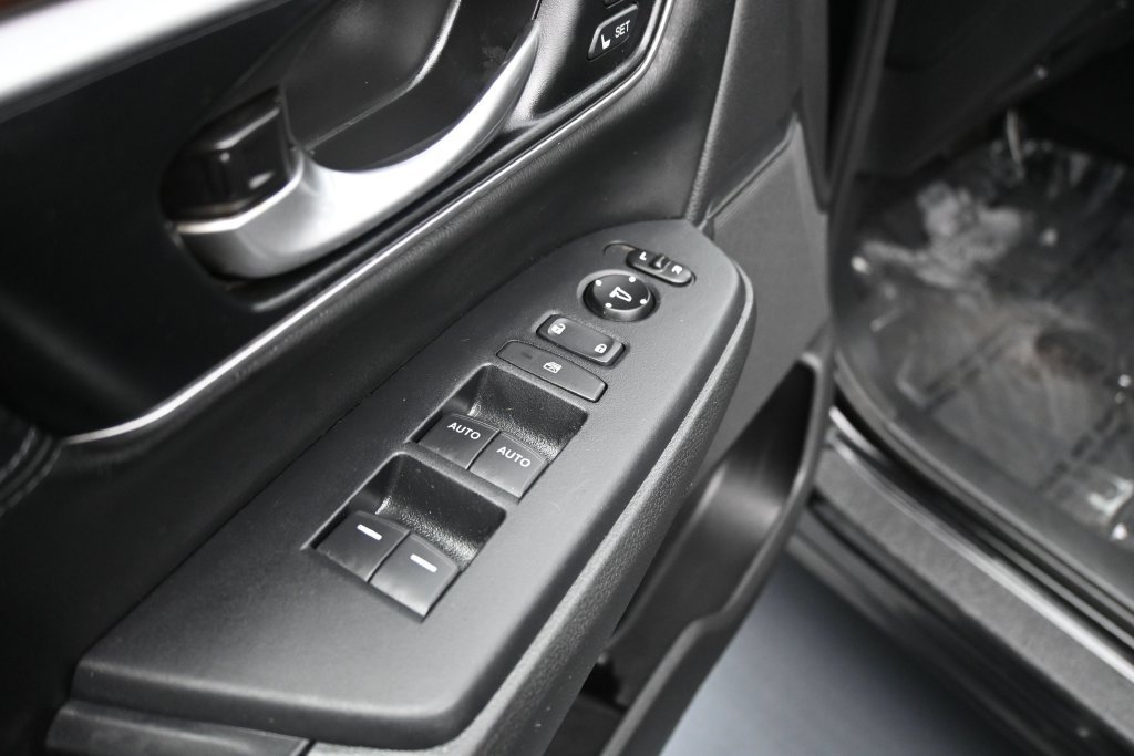 Used 2019 Honda CR-V EX-L image 18