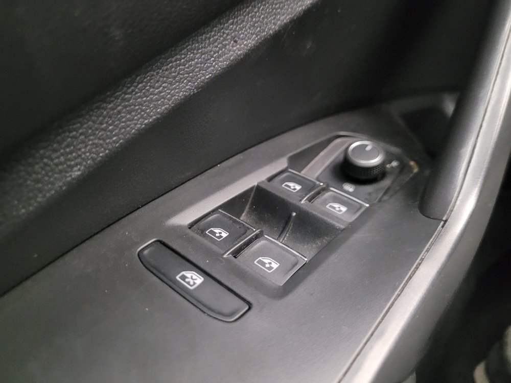 Used 2022 Volkswagen Jetta SE FWD image 27