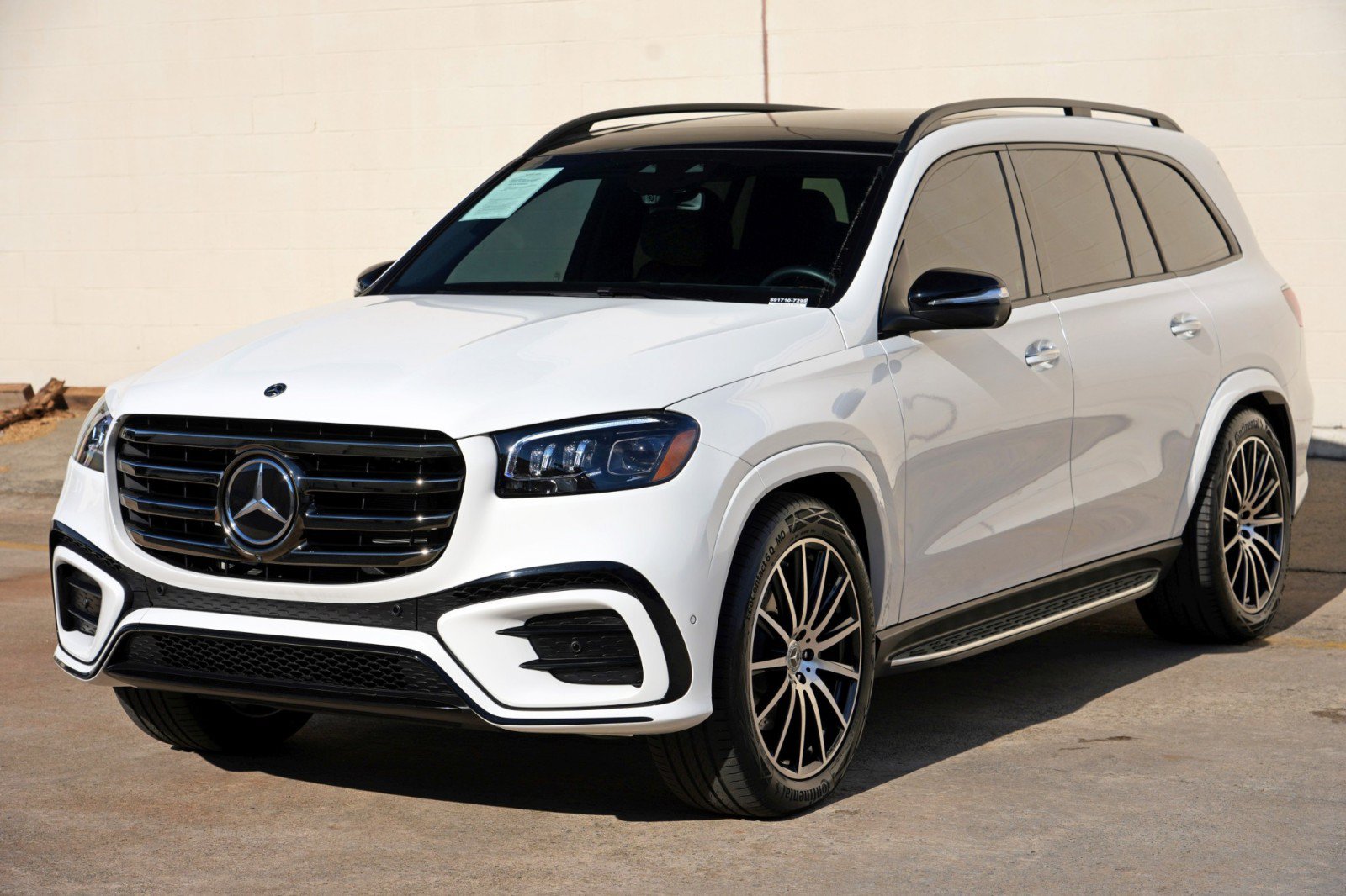 Used 2026 Mercedes-Benz GLS 580 4MATIC w/ Night Package image 60