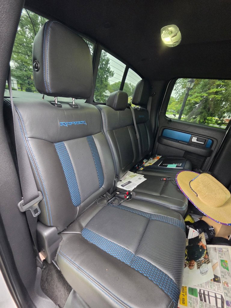 Used 2014 Ford F150 Raptor w/ Equipment Group 801A Luxury AWD/4WD image 36