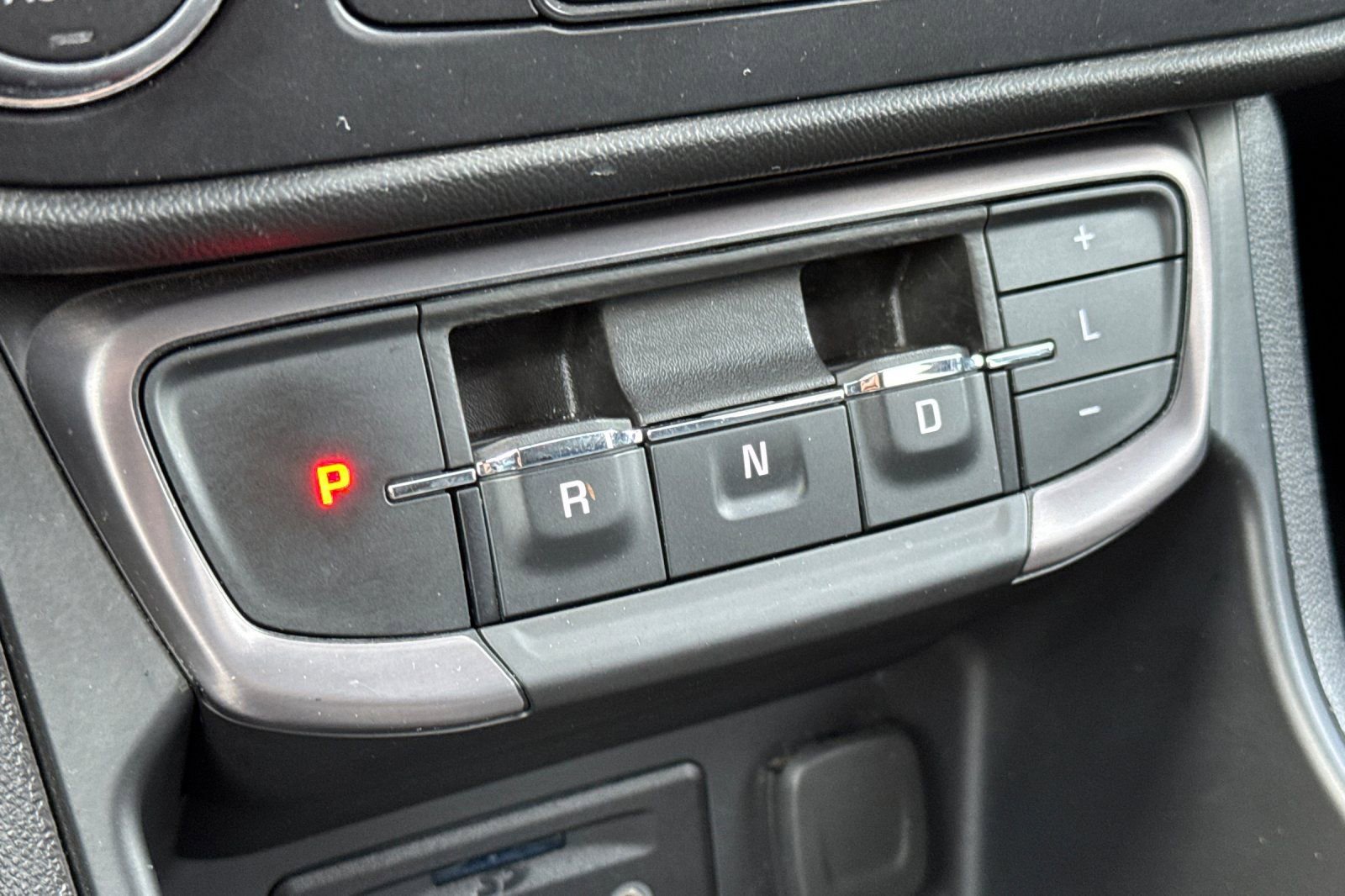 Certified 2023 GMC Terrain AT4 image 23