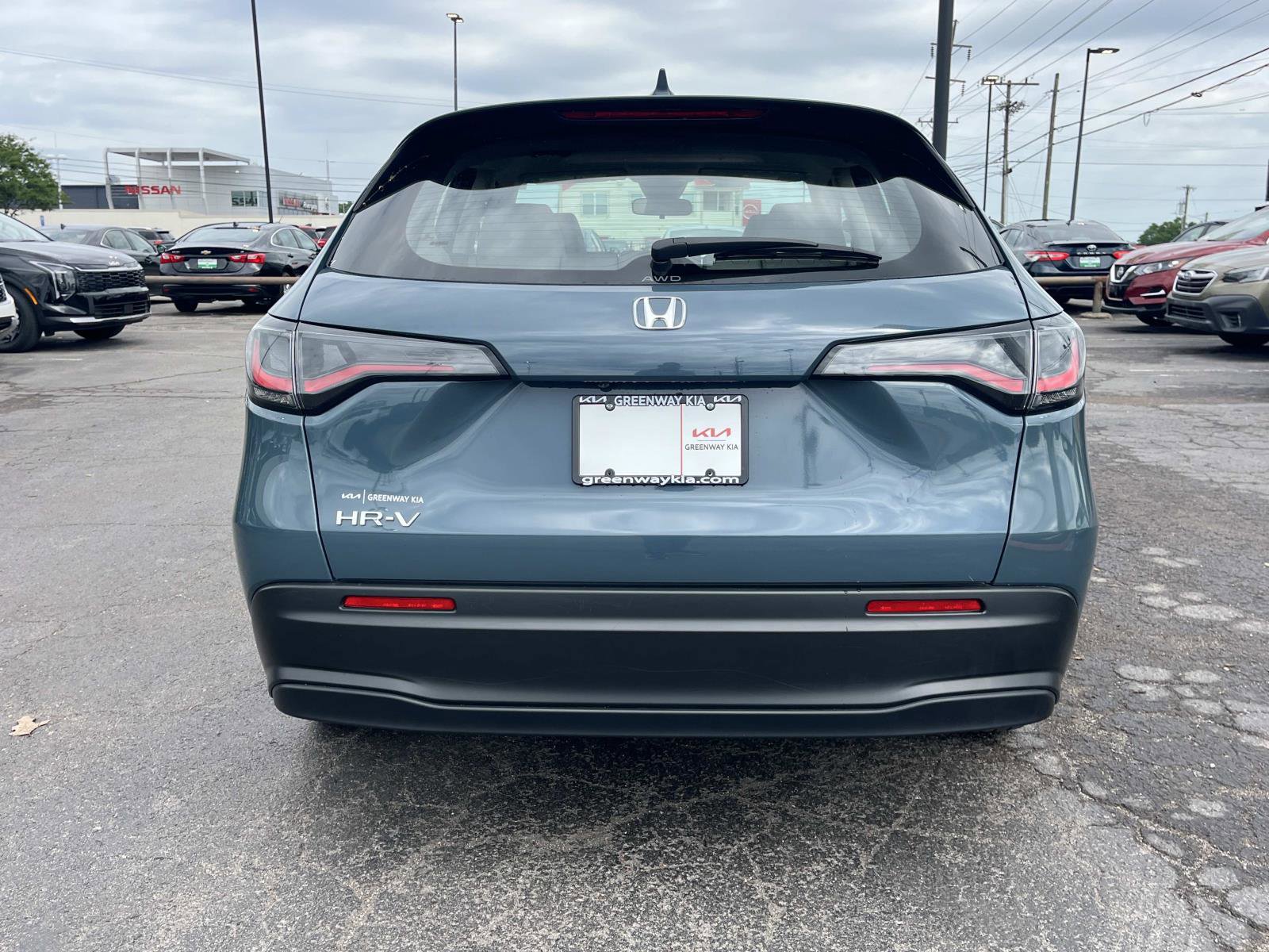 Used 2025 Honda HR-V LX image 6