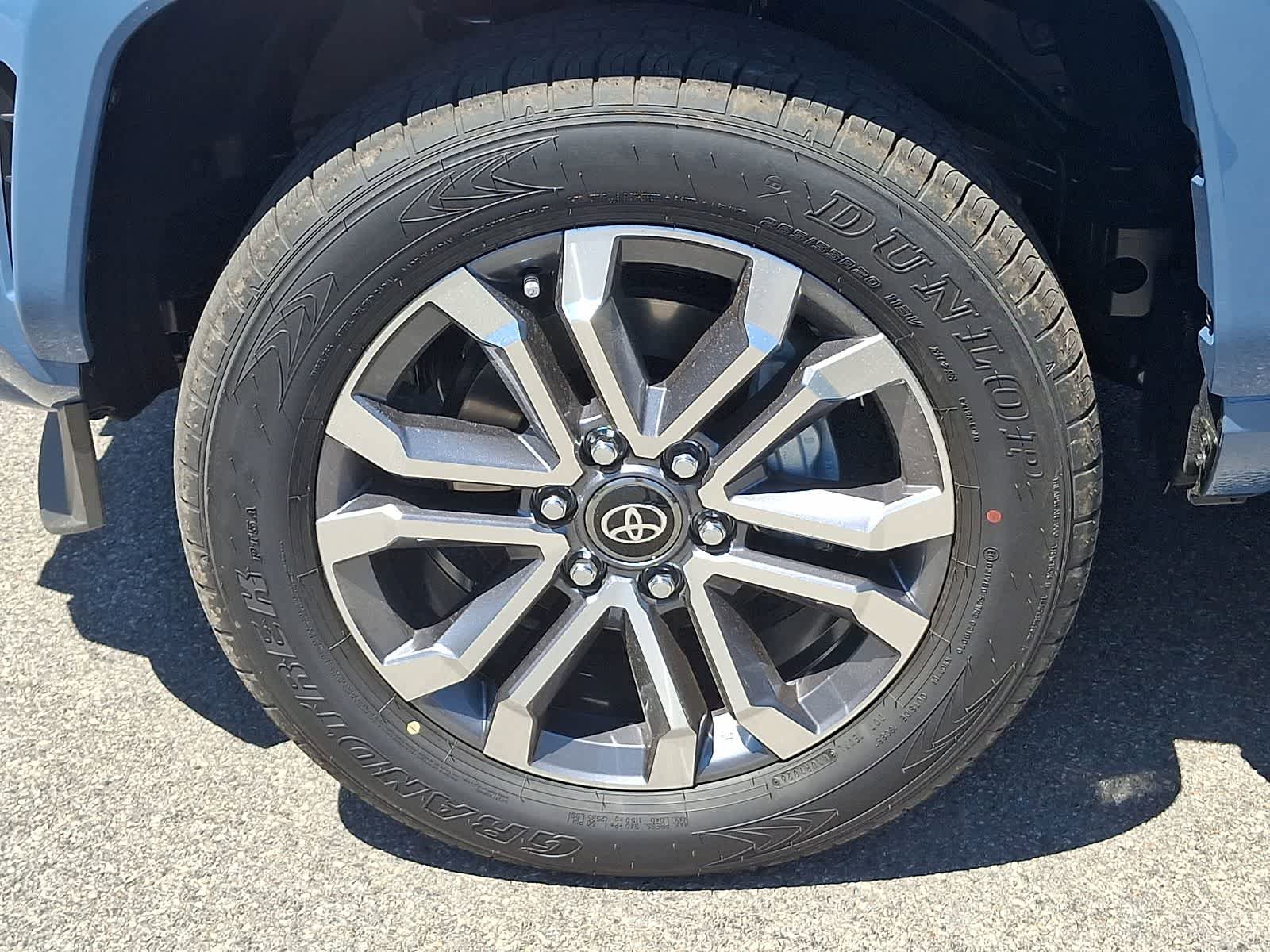 New 2026 Toyota 4Runner Limited AWD/4WD image 7