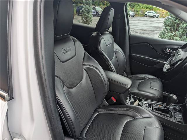 Used 2020 Jeep Cherokee Limited AWD/4WD image 13