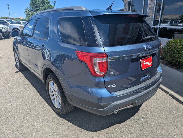 Used 2018 Ford Explorer XLT w/ Equipment Group 202A AWD/4WD image 3