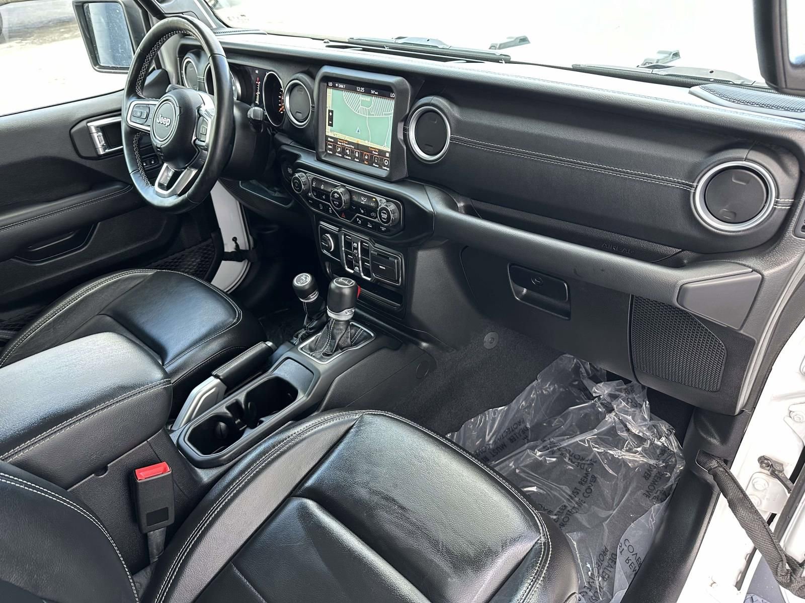 Used 2020 Jeep Gladiator Overland w/ Popular Equipment Package image 13