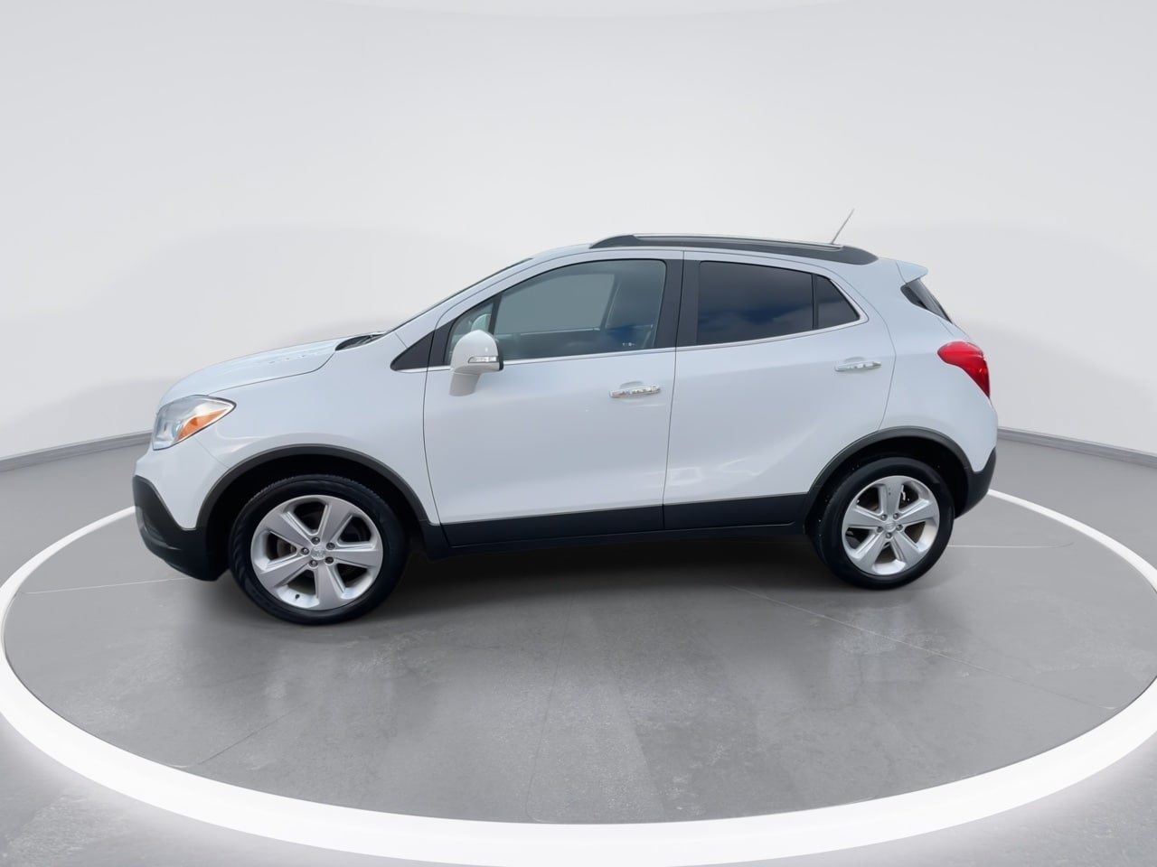 Used 2016 Buick Encore FWD image 10