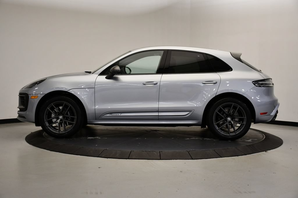Certified 2026 Porsche Macan Turbo AWD/4WD image 2
