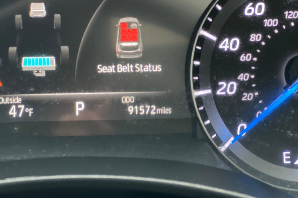 Used 2020 Toyota Highlander XLE image 22