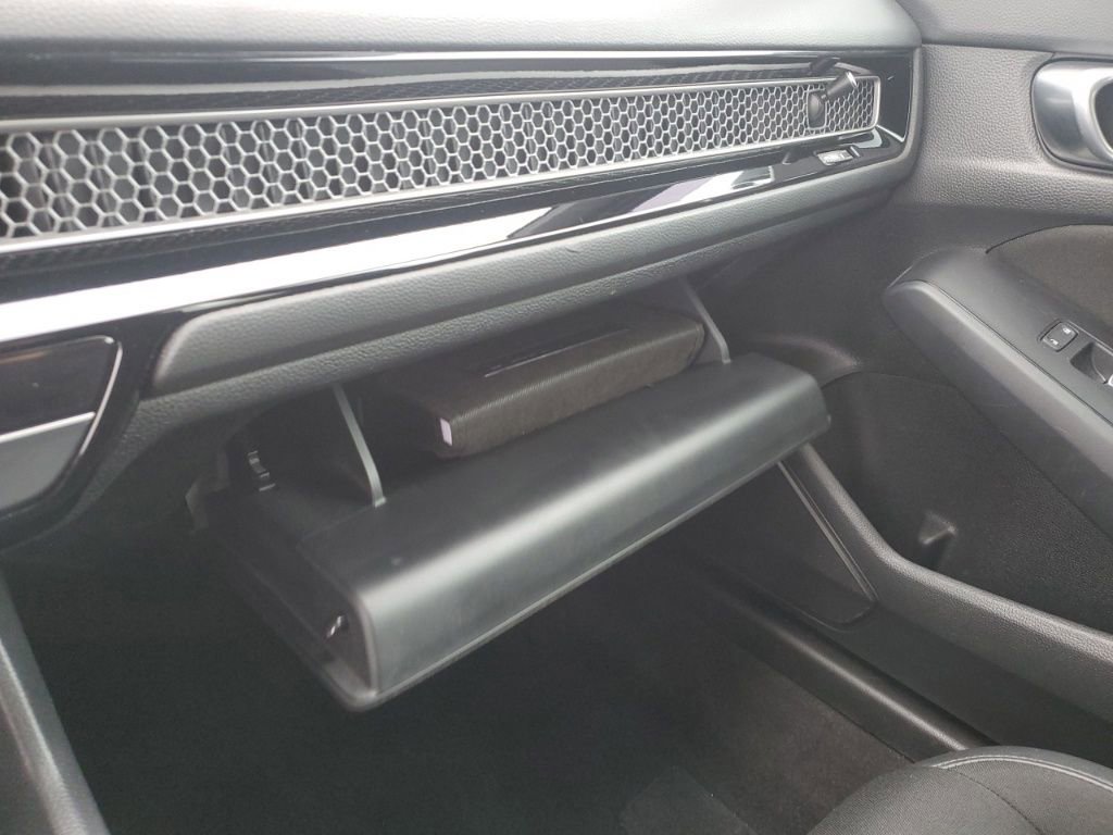 Used 2023 Honda Civic Sport image 21
