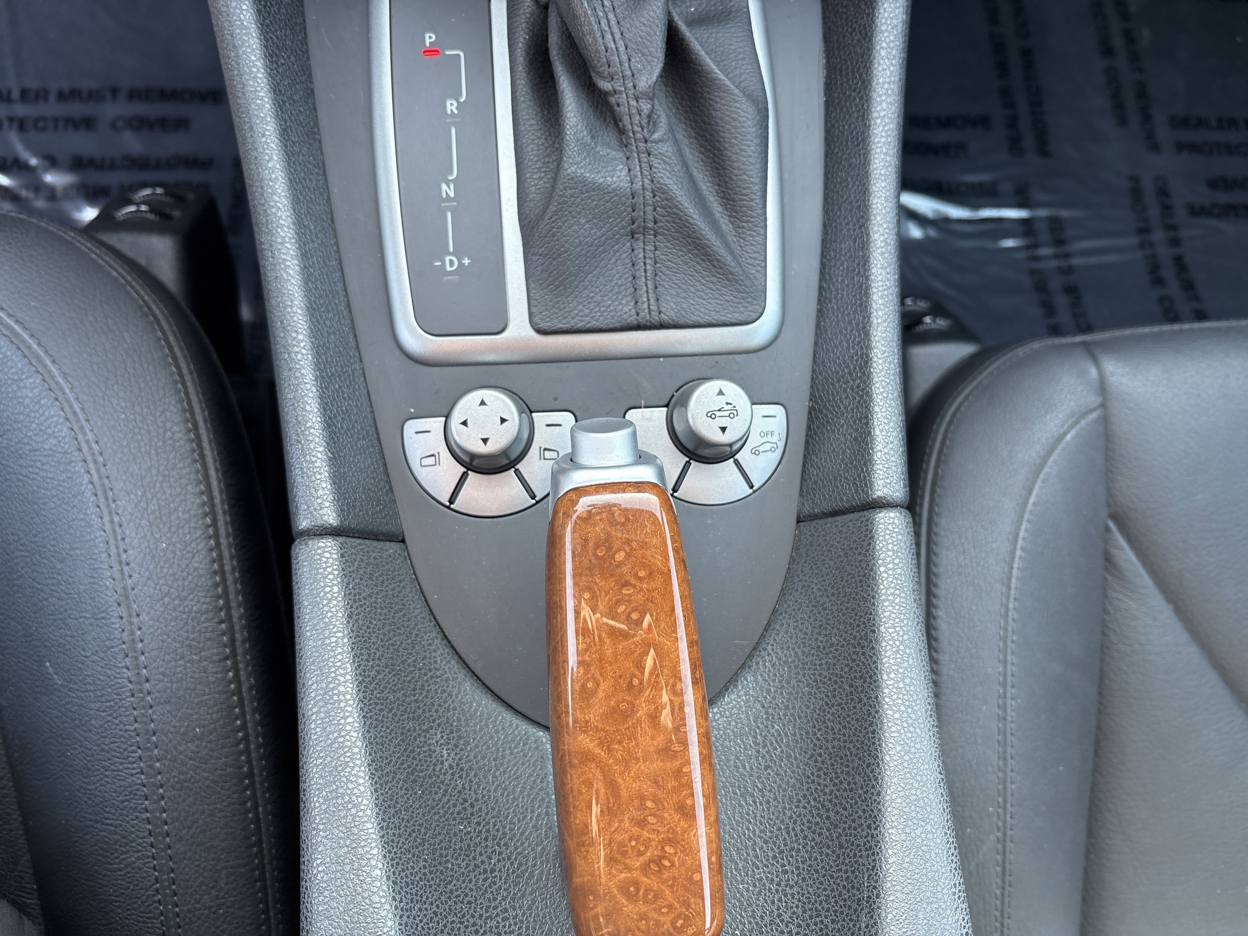 Used 2010 Mercedes-Benz SLK 350 SLK 350 image 17