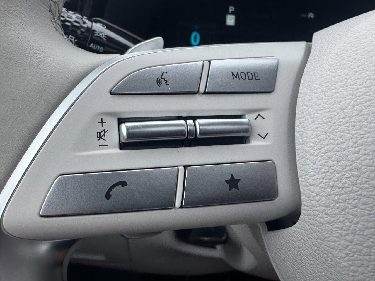 Used 2023 Hyundai Palisade Limited w/ Cargo Package image 18