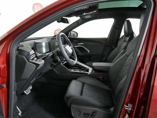 Used 2025 Audi SQ5 Premium Plus image 14