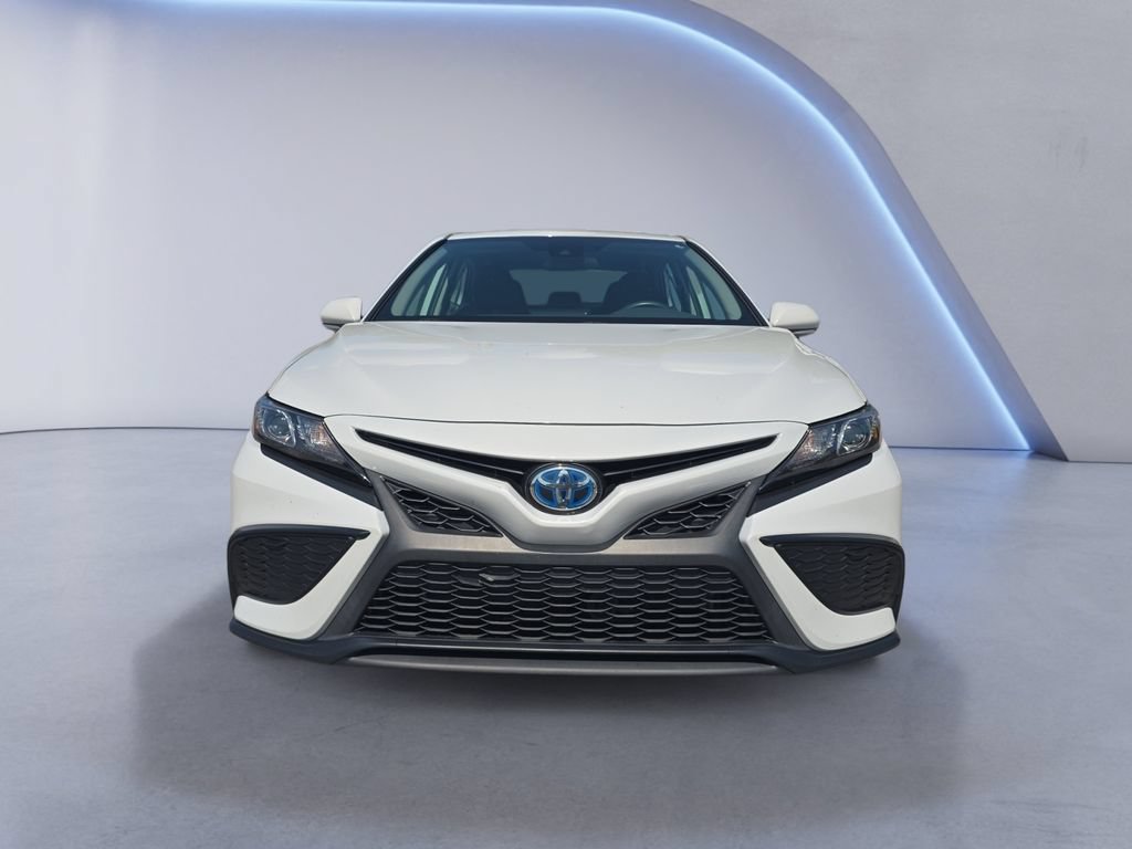 Used 2024 Toyota Camry SE FWD image 9