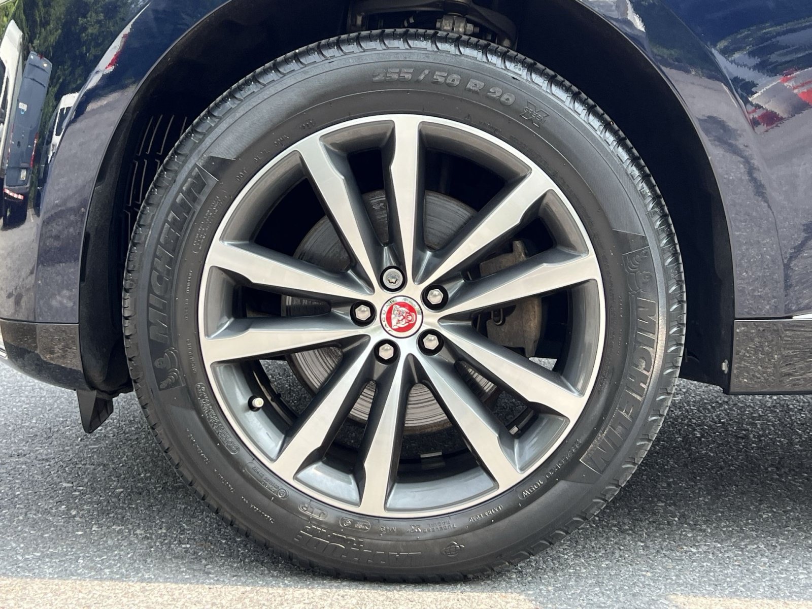 Used 2022 Jaguar F-PACE S AWD/4WD image 17