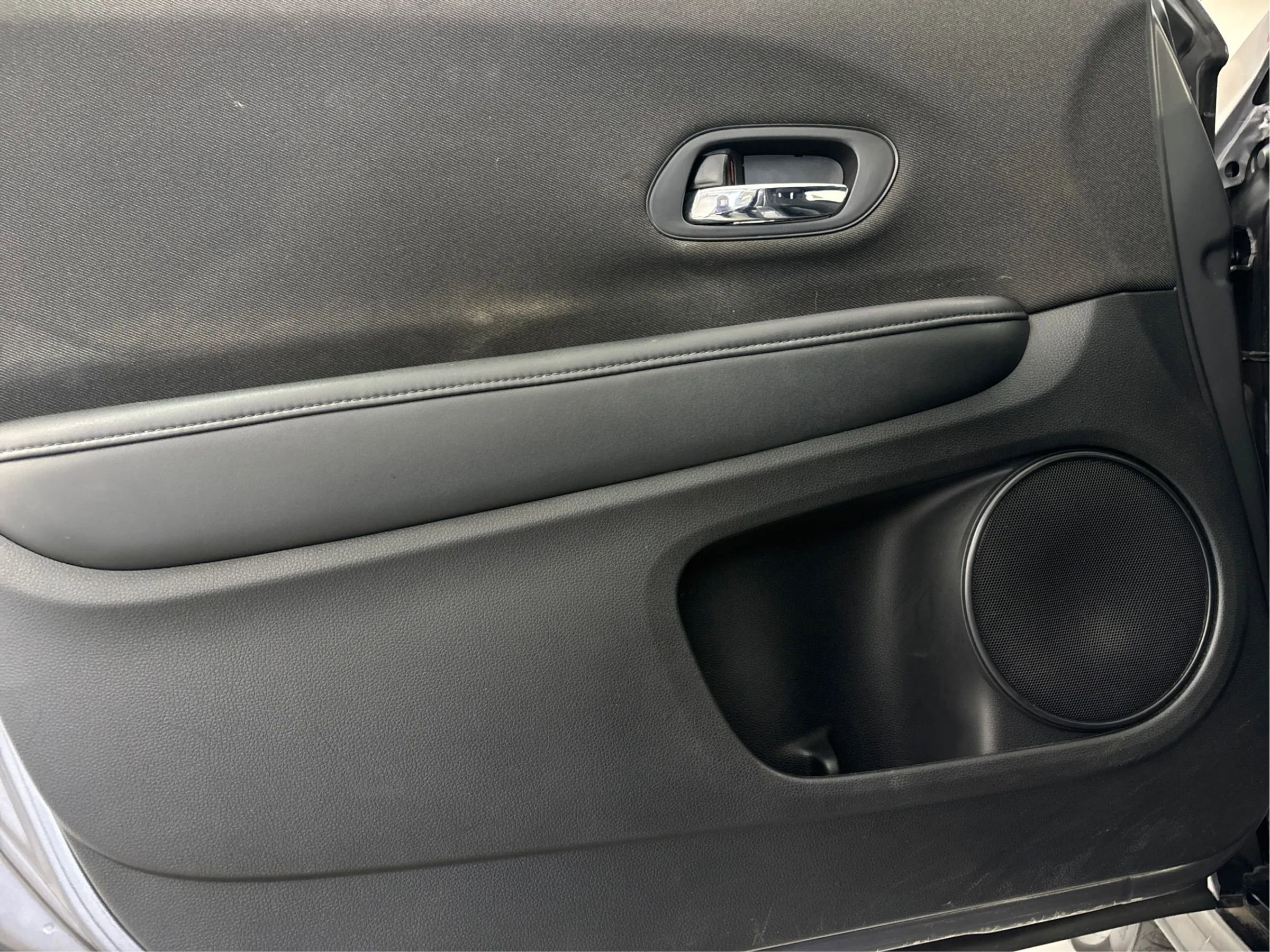 Used 2019 Honda HR-V Sport image 26