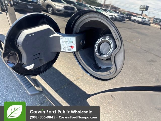 Used 2016 Ford F150 XLT w/ Equipment Group 301A Mid AWD/4WD image 10
