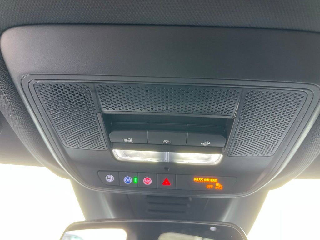 New 2026 Chevrolet Equinox EV RS image 17