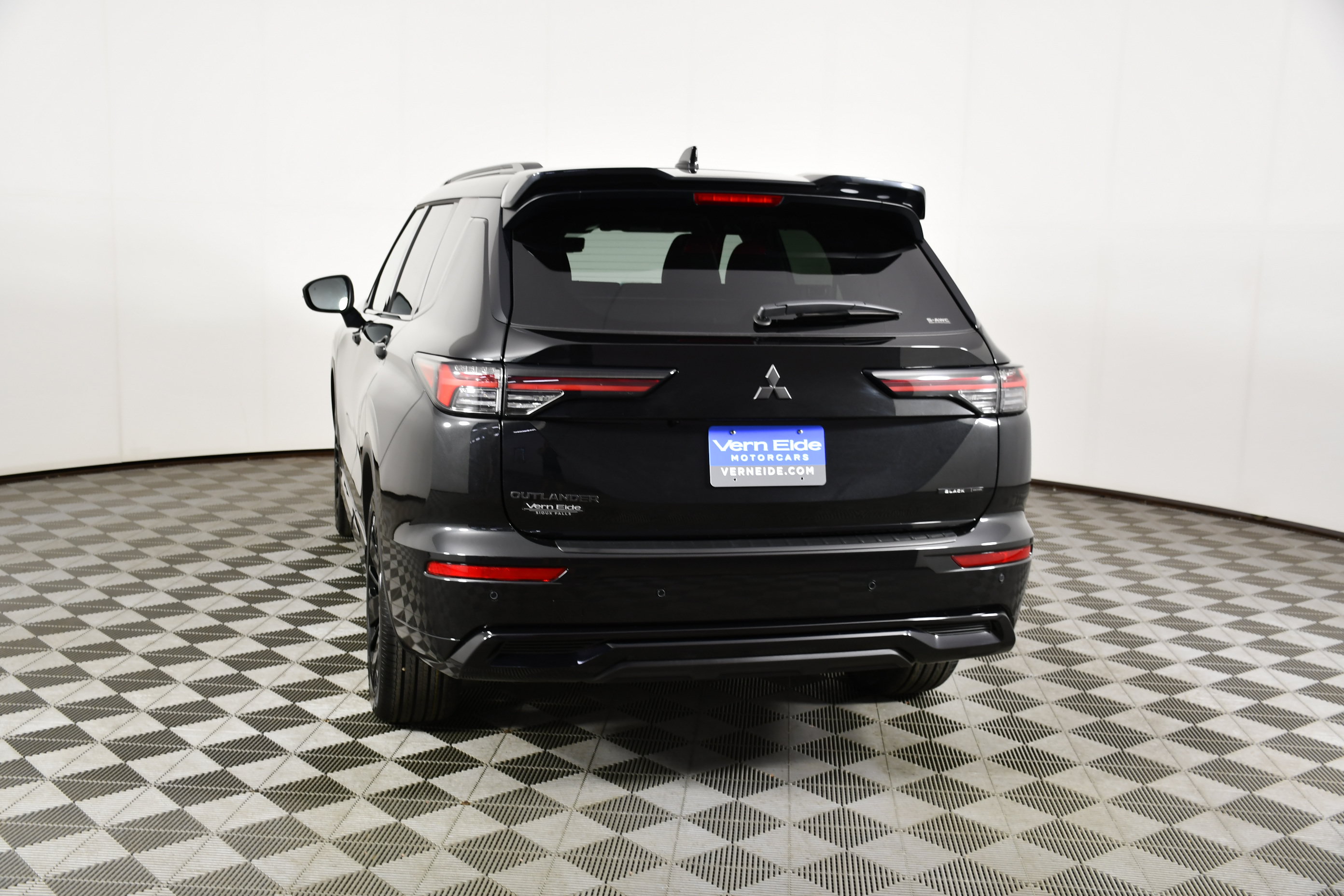 New 2026 Mitsubishi Outlander SEL Black Edition AWD/4WD image 7
