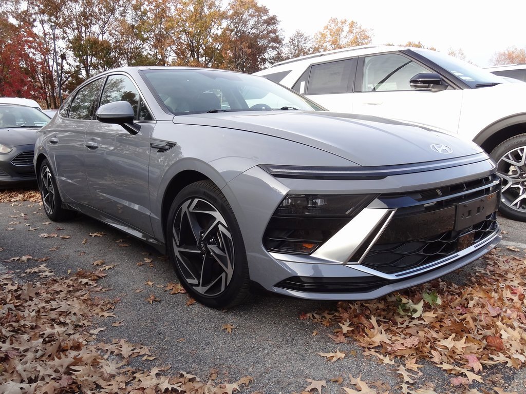 Used 2024 Hyundai Sonata SEL w/ Convenience Package image 1