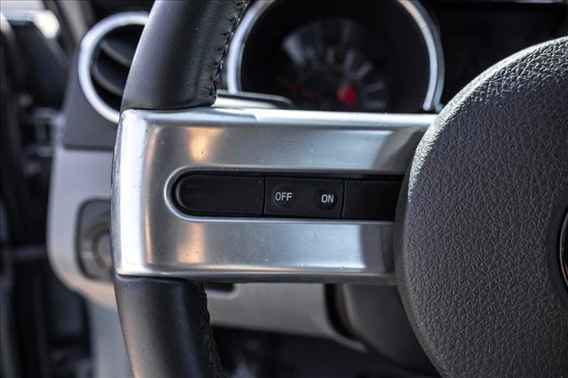 Used 2006 Ford Mustang GT RWD image 13