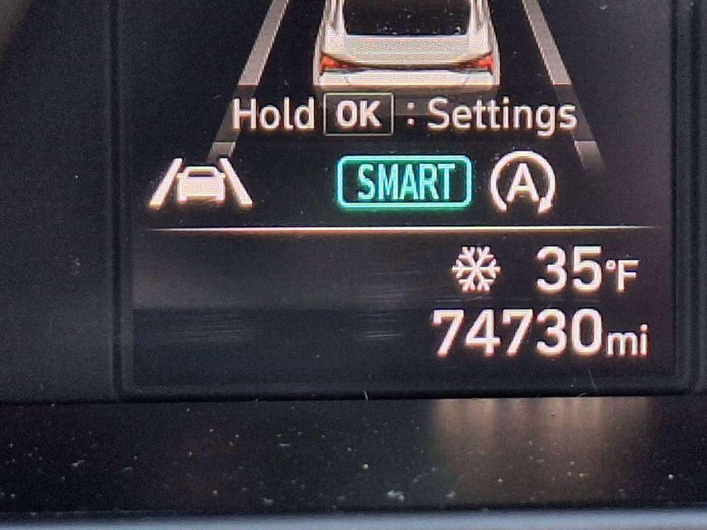 Certified 2021 Hyundai Elantra SE image 18